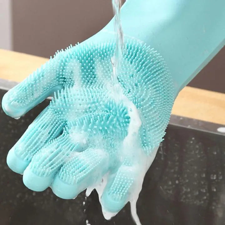 Silicone Washing Gloves with Built-In Scrubber.